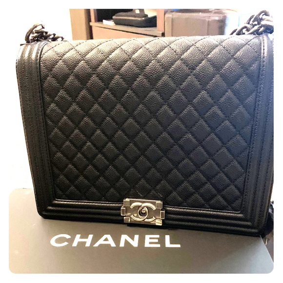 Black Chanel Large Boy Bag Caviar - Picture 1 of 4